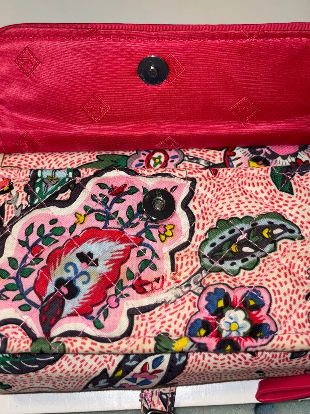 Vera Bradley Pink & Red Floral Crossbody Bag Quilted Lightweight - Picture 7 of 7